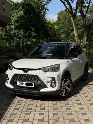Toyota Raize 2025 SUV (Used)