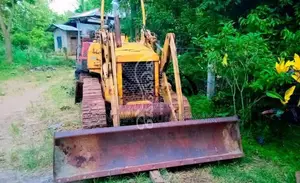 Mitsubishi BS3F 2011 Heavy-Duty (Used)