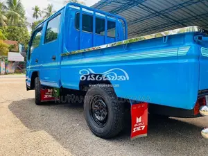 Isuzu Crewcab 2005 Crew Cab (Used)