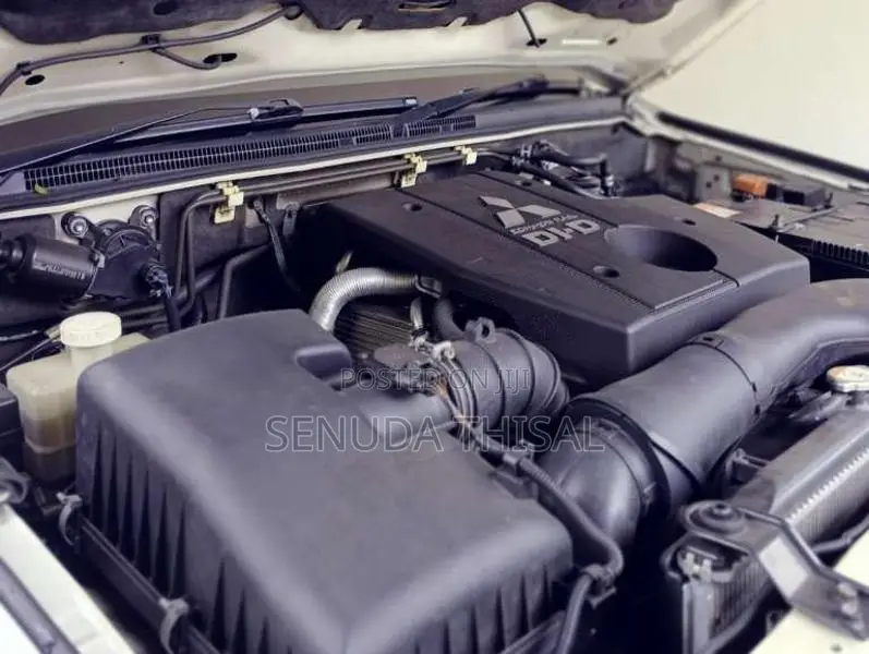 Mitsubishi Montero 2013 SUV (Used)