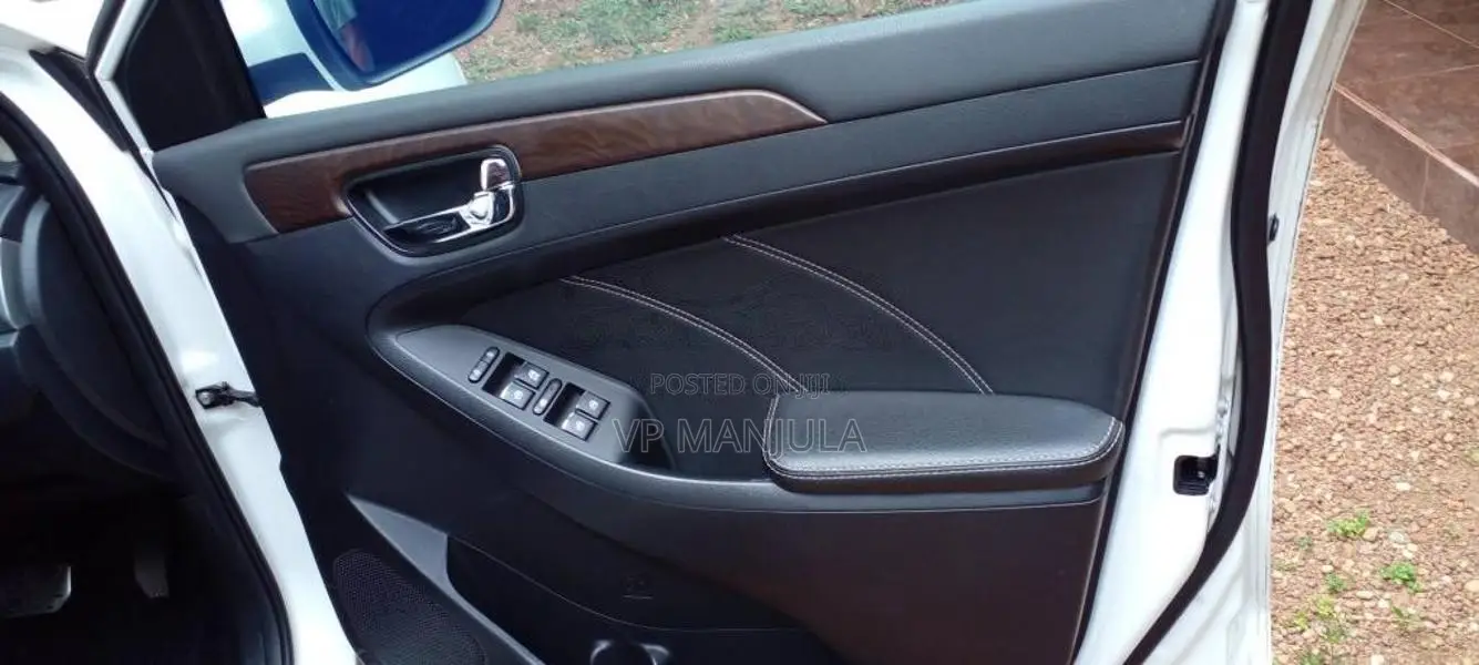 DFSK Glory I-Auto 2021 SUV (Used)