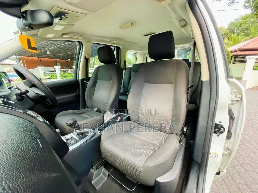 Land-Rover Freelander 2 SD4 2012 SUV (Used)