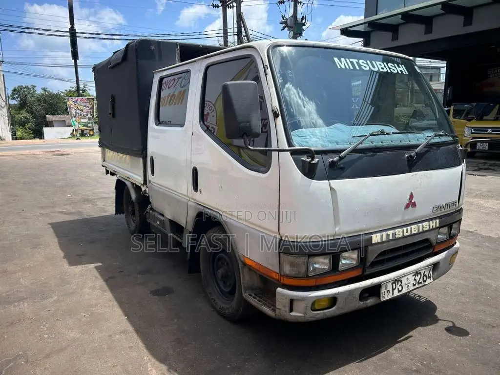 Mitsubishi CrewCab 2007 Crew Cab (Used)