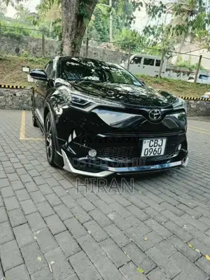 Toyota CHR 2019 SUV (Used)