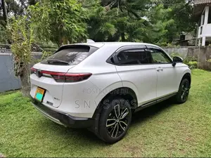 Honda Vezel Z Premium 2025 SUV (Used)