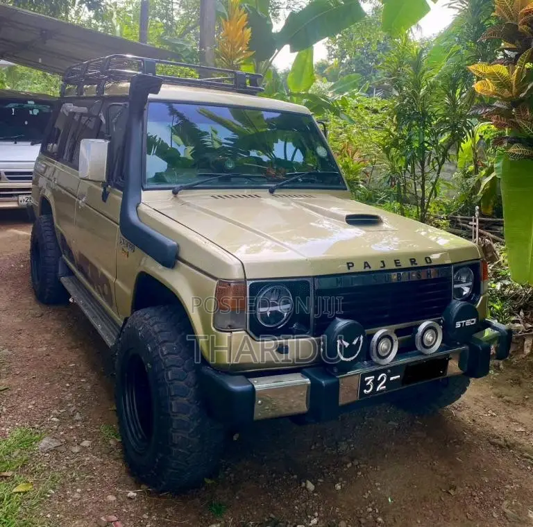Mitsubishi Pajero 1989 SUV (Used)
