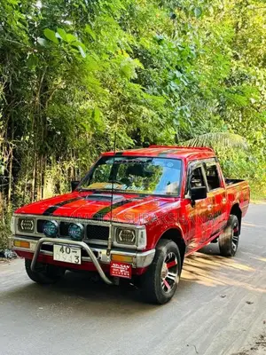 Nissan Double Can 1983 Crew Cab (Used)