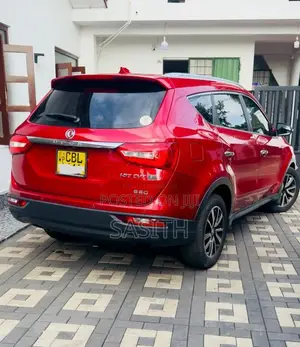 DFSK Glory 580 2020 SUV (Used)