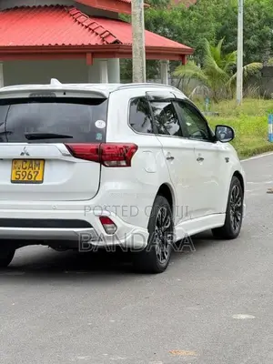Mitsubishi Outlander 2015 SUV (Used)