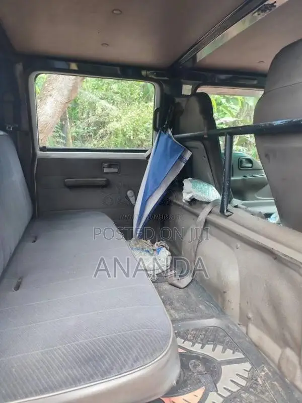 Isuzu Dual Purpose 1994 Crew Cab (Used)