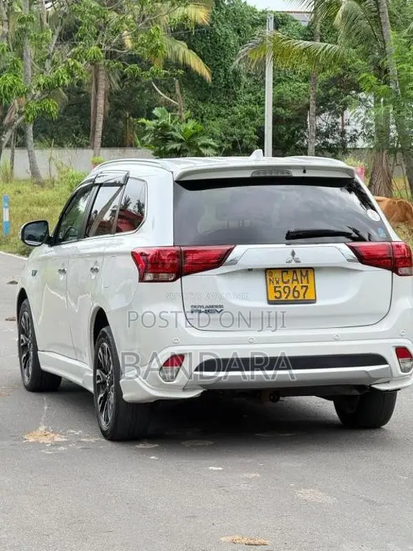 Mitsubishi Outlander 2015 SUV (Used)