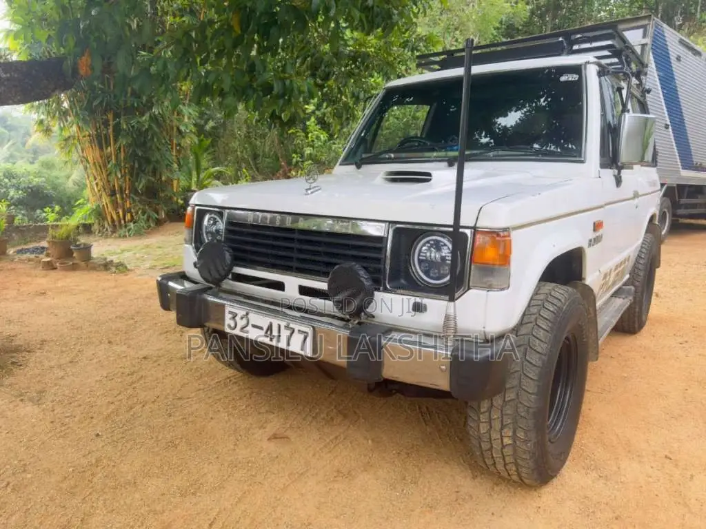 Mitsubishi Pajero 1987 SUV (Used)