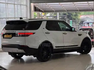 Land-Rover Discovery 5 2018 SUV (Used)