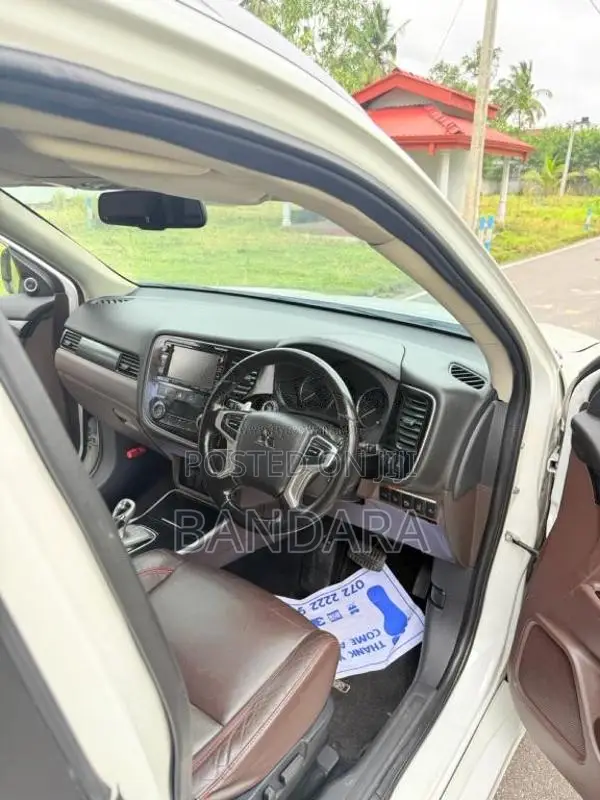 Mitsubishi Outlander 2015 SUV (Used)