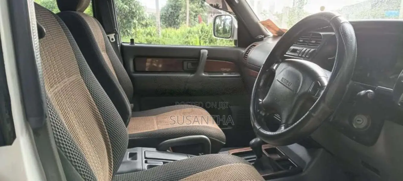 Isuzu Bighorn 1988 SUV (Used)