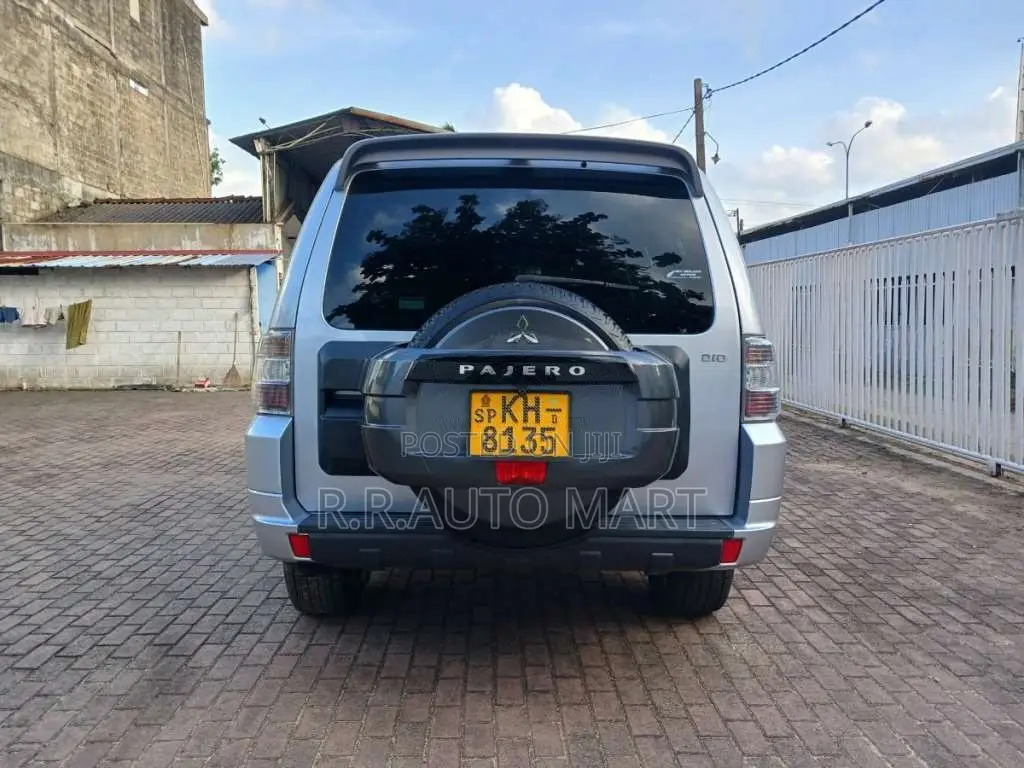 Mitsubishi Montero 2009 SUV (Used)