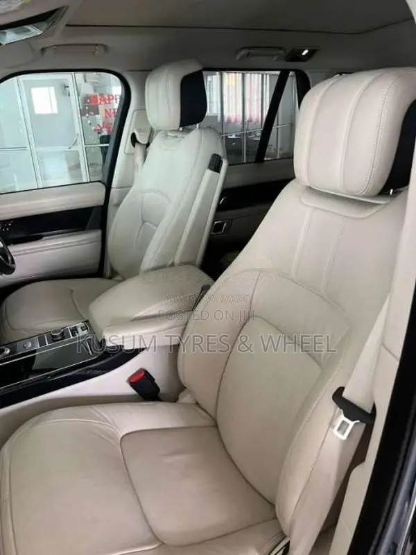 Land-Rover Range Rover Vague SWB 2018 SUV (Used)