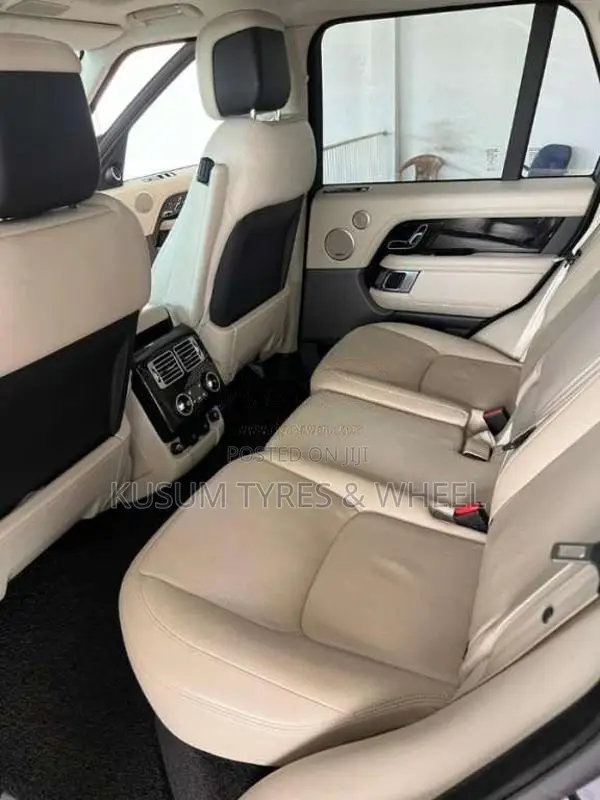 Land-Rover Range Rover Vague SWB 2018 SUV (Used)