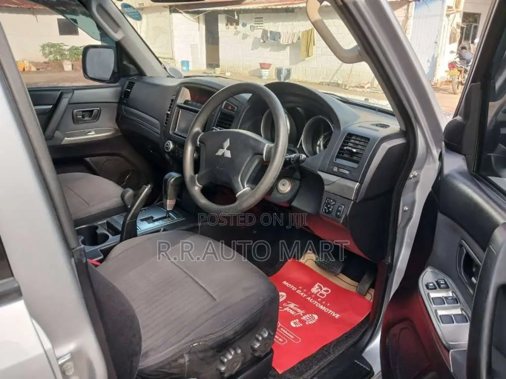 Mitsubishi Montero 2009 SUV (Used)