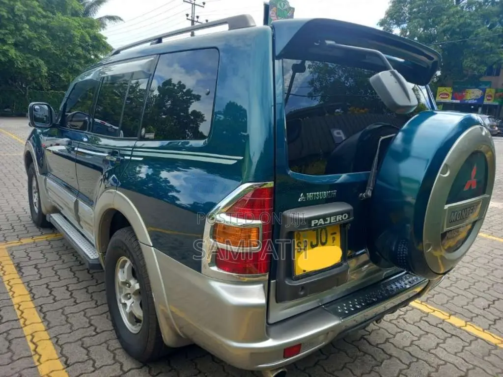Mitsubishi Montero 2001 SUV (Used)