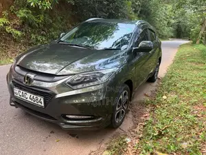 Honda Vezel Z Orange 2014 SUV (Used)