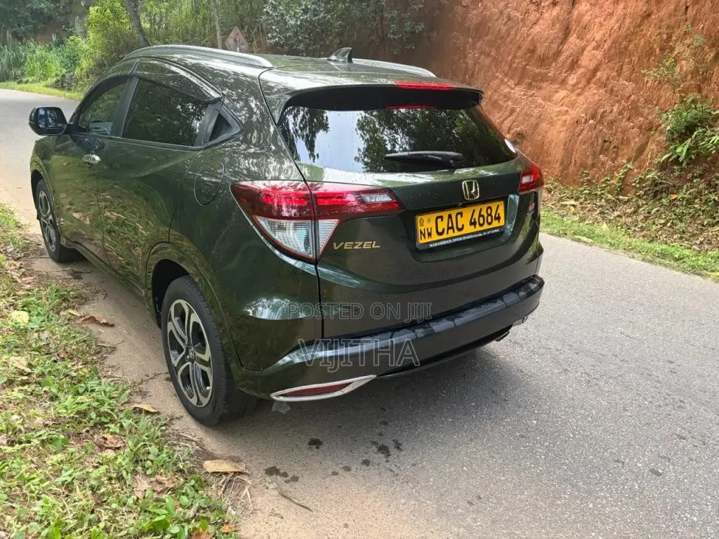 Honda Vezel Z Orange 2014 SUV (Used)