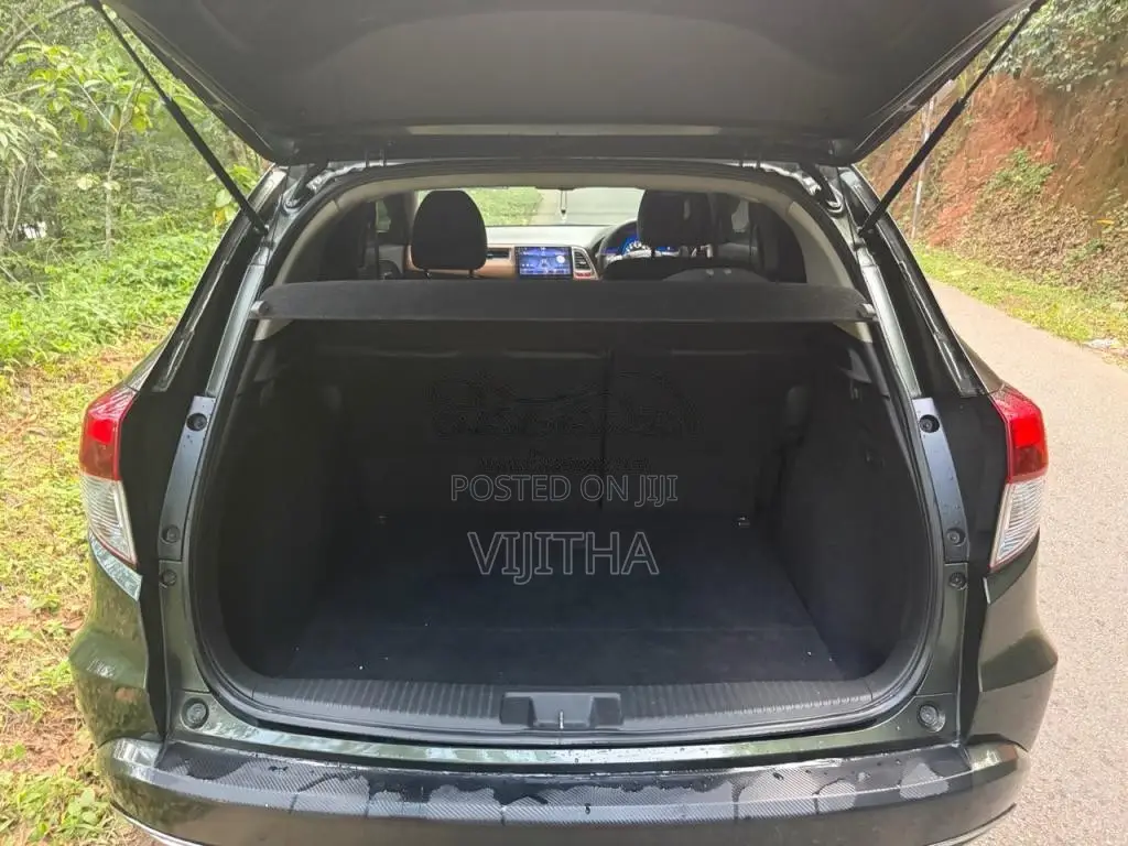 Honda Vezel Z Orange 2014 SUV (Used)