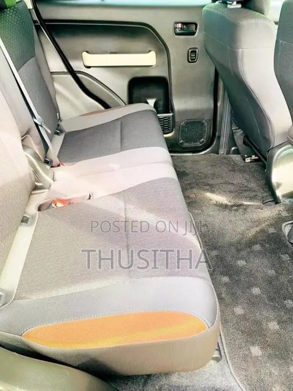 Suzuki Xbee 2018 SUV (Used)