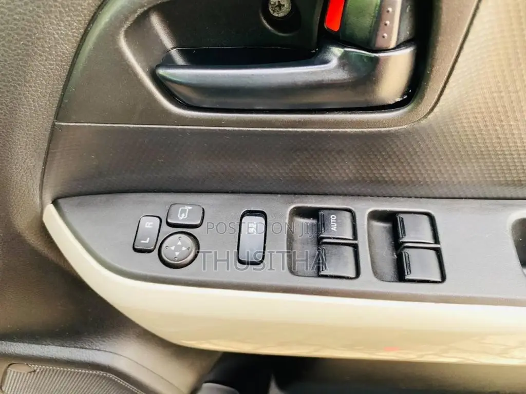 Suzuki Xbee 2018 SUV (Used)