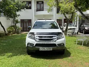 Isuzu MU-X 2015 SUV (Used)