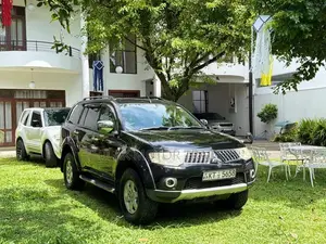 Mitsubishi Montero Sport 2012 SUV (Used)