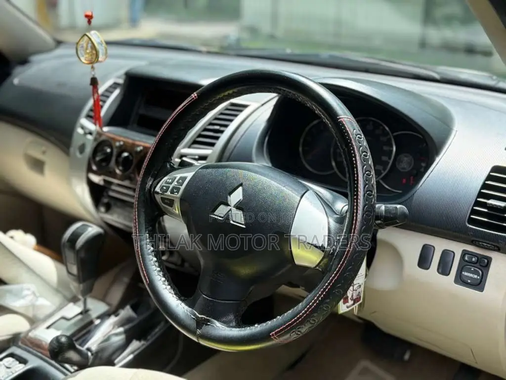 Mitsubishi Montero Sport 2012 SUV (Used)