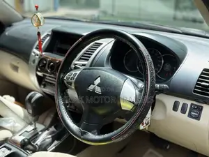Mitsubishi Montero Sport 2012 SUV (Used)