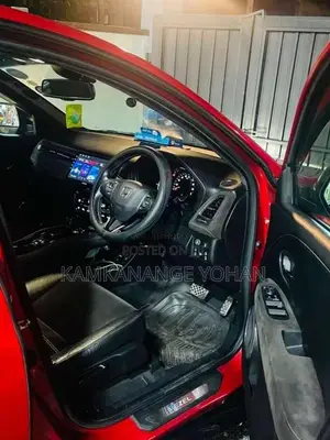 Honda Vezel RS SENSING 2017 SUV (Used)
