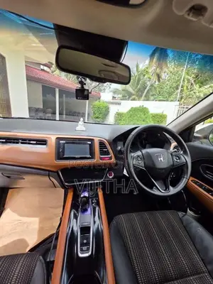 Honda Vezel Z Orange 2015 SUV (Used)