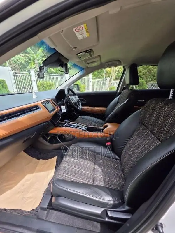 Honda Vezel Z Orange 2015 SUV (Used)