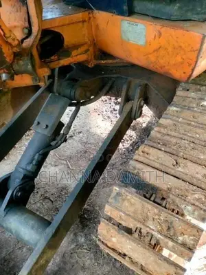 Hitachi Landy 2018 Heavy-Duty (Used)
