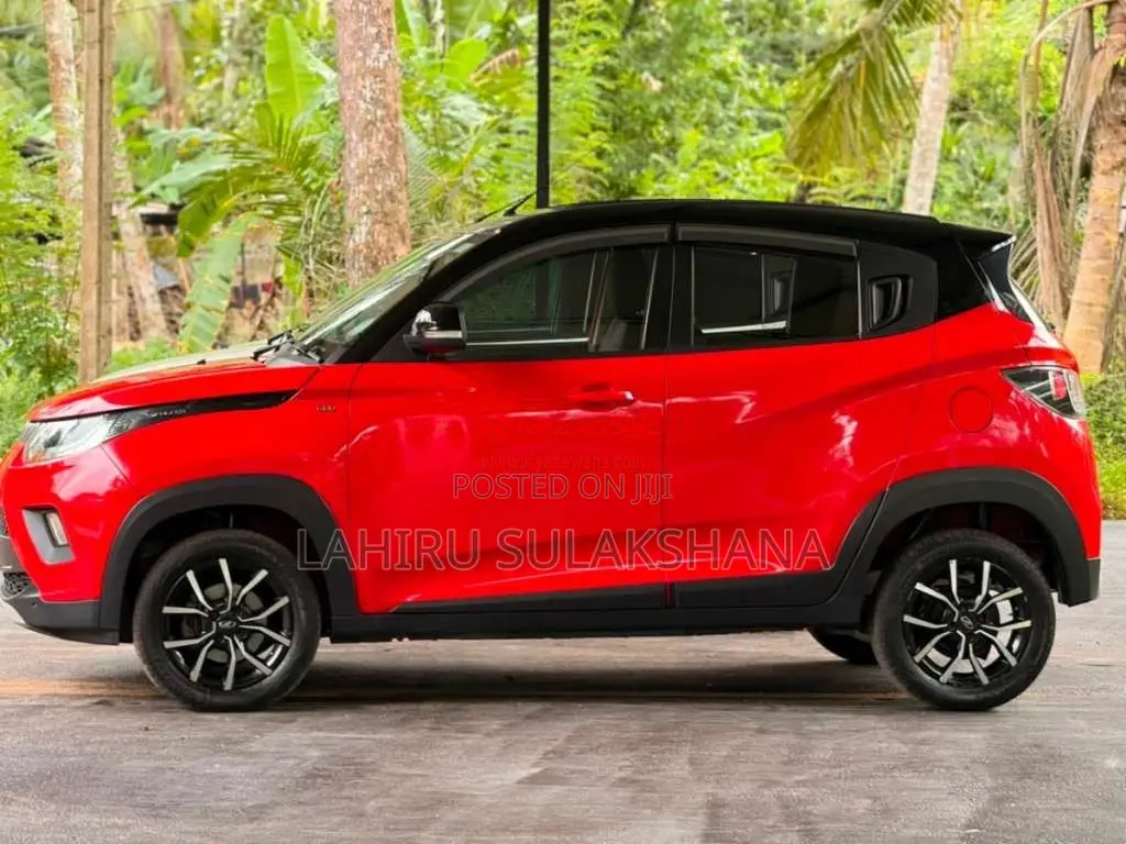 Mahindra KUV 100 2022 SUV (Used)