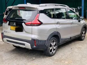 Mitsubishi Xpander Cross 2020 SUV (Used)