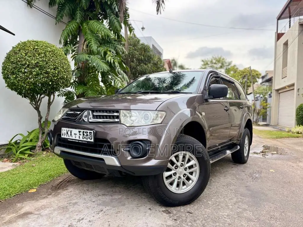Mitsubishi Montero Sport 2014 SUV (Used)