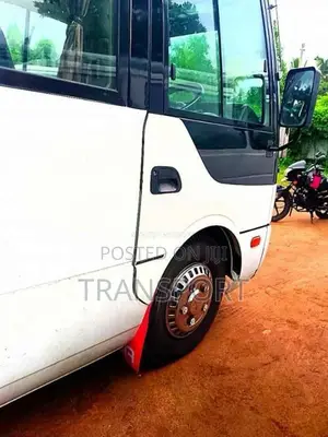 Mitsubishi Rosa 2012 Bus (Used)