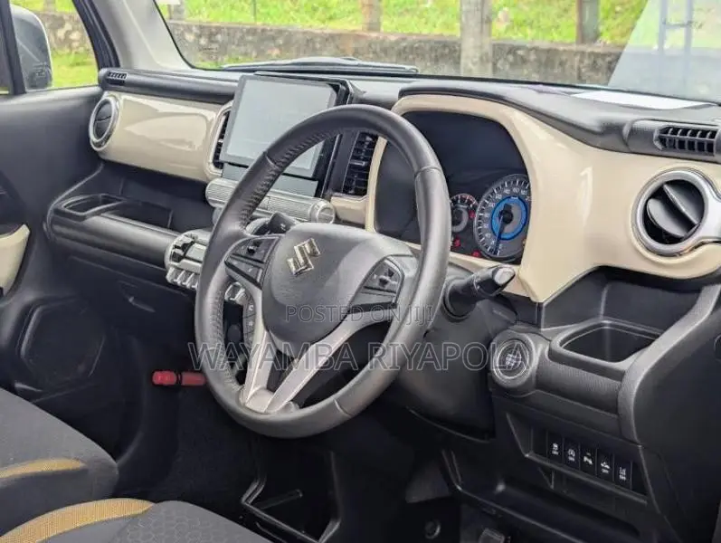 Suzuki Xbee 2018 SUV (Used)