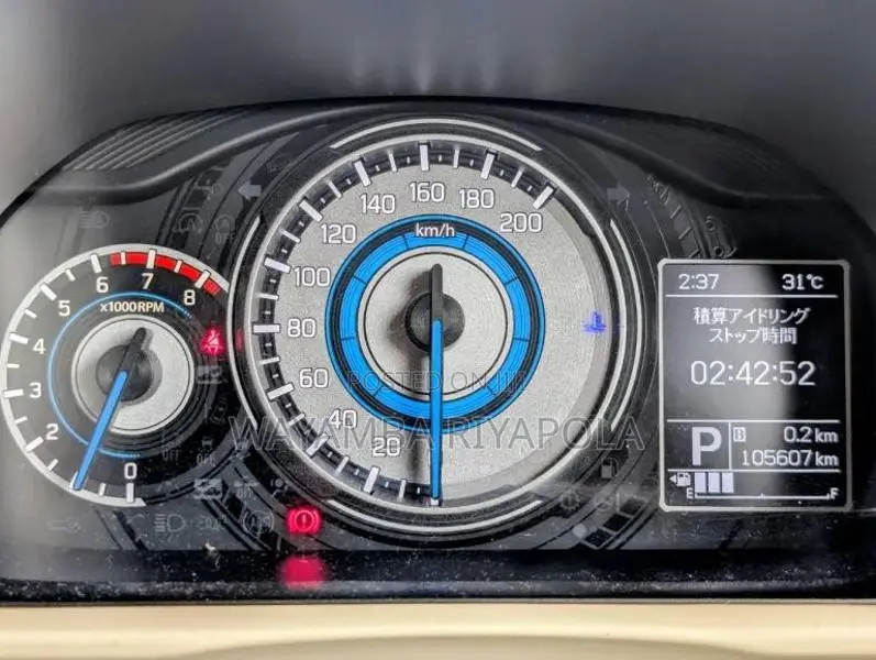 Suzuki Xbee 2018 SUV (Used)