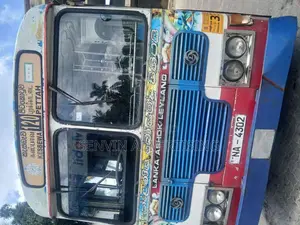 Ashok-Leyland Viking 2007 Bus (Used)