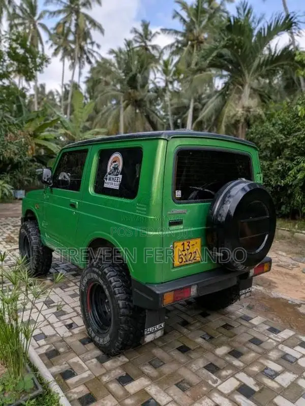Suzuki Jimny 1990 SUV (Used)