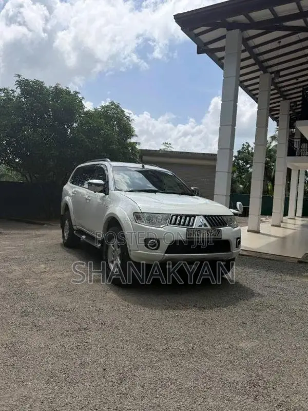 Mitsubishi montero sport 2011 SUV (Used)
