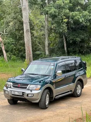 Mitsubishi Montero 2000 SUV (Used)