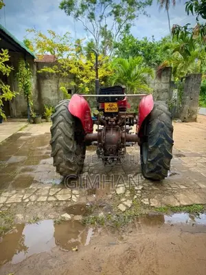 Massey-Ferguson MF135D 1984 Tractor (Used)