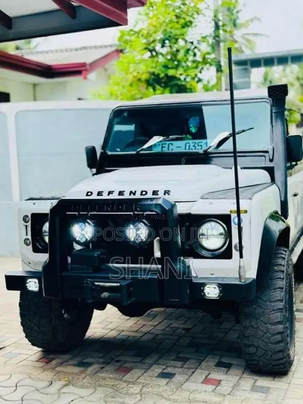 Land-Rover Defender 1957 SUV (Used)