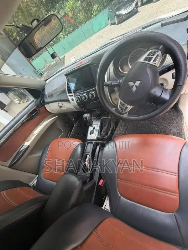 Mitsubishi montero sport 2011 SUV (Used)